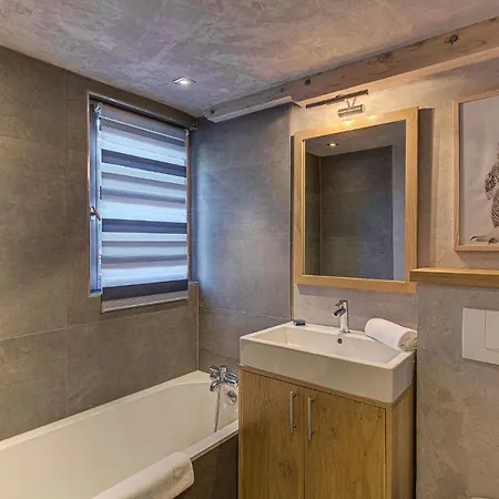 Domek alpejski D'olivier, Alpes Agency, Les Praz, Chamonix, Sleeps 8 *