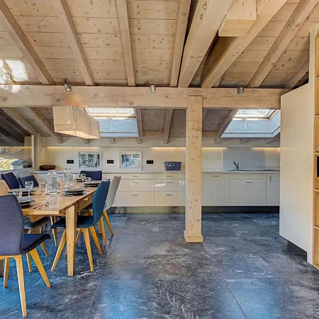 D'olivier, Alpes Agency, Les Praz, Chamonix, Sleeps 8 Chamonix