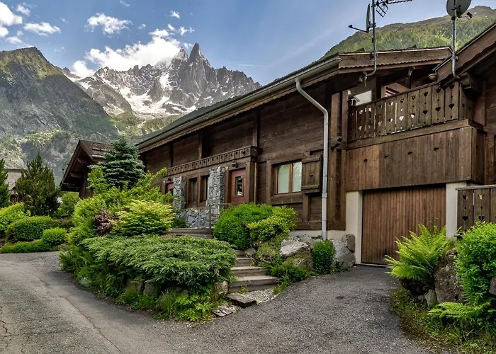 D'olivier, Alpes Agency, Les Praz, Chamonix, Sleeps 8 * Chamonix