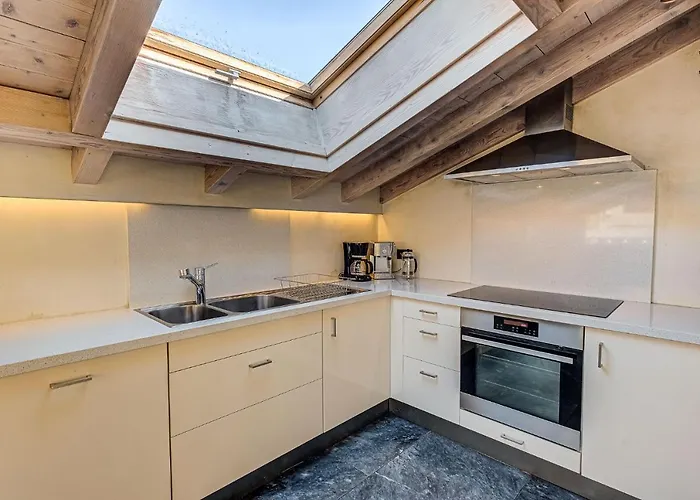 D'olivier, Alpes Agency, Les Praz, Chamonix, Sleeps 8