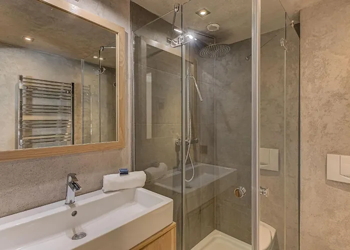 D'olivier, Alpes Agency, Les Praz, Chamonix, Sleeps 8