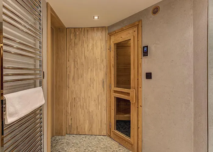 Alpesi faház D'olivier, Alpes Agency, Les Praz, Chamonix, Sleeps 8